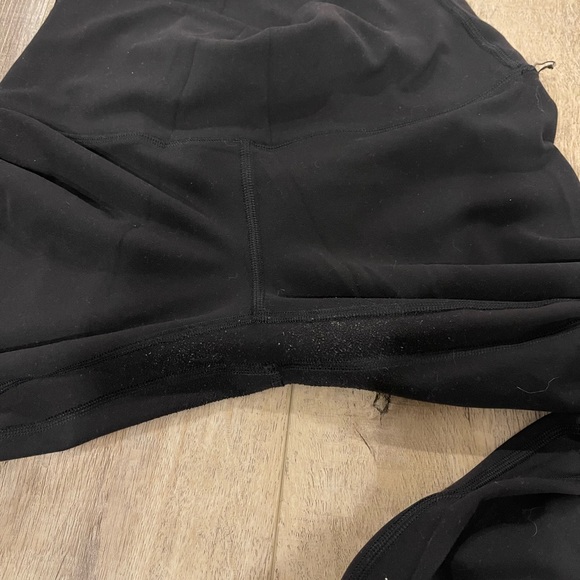 Lululemon Align 28 in high rise leggings - Picture 3 of 5